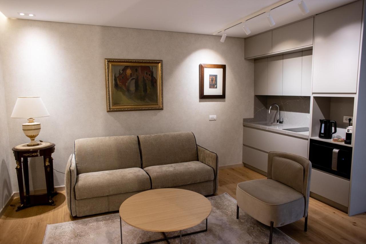 Seven Luxury Suites Tiranë Eksteriør bilde